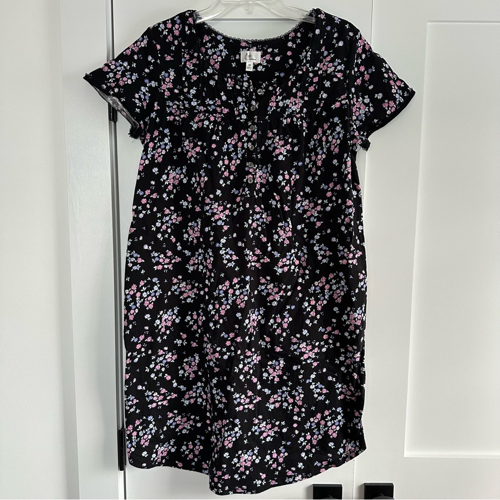 Black Floral Nightgown - Pockets!